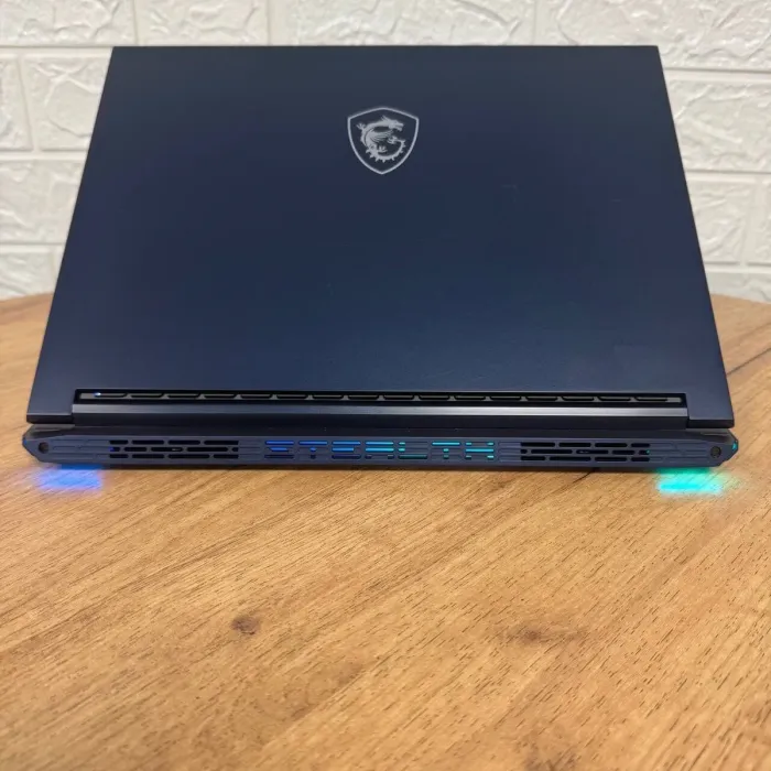 Ігровий ноутбук Б-клас MSI Stealth 14 Studio A13VF / 14" (1920x1200) IPS / Intel Core i7-13620H (10 (16) ядер по 3.6 - 4.9 GHz) / 16 GB DDR5 / 1000 GB SSD / nVidia GeForce RTX 4060, 8 GB GDDR6, 128-bit / WebCam б/в - зображення 6