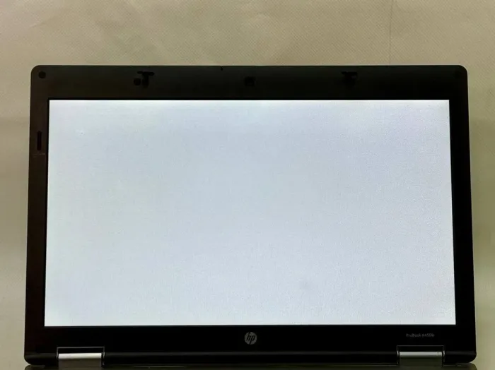 Нотбук Б-клас HP ProBook 6450b / 14" (1366x768) TN / Intel Core i3-370M (2 (4) ядра по 2.4 GHz) / 8 GB DDR3 / 250 GB HDD / Intel HD Graphics / WebCam / DVD-ROM б/в - зображення 4