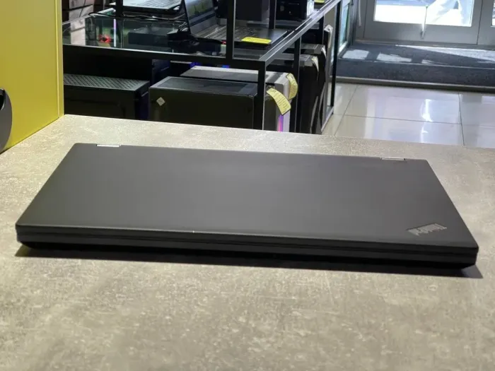 Мобільна робоча станція Lenovo ThinkPad P52 / 15.6" (1920x1080) IPS / Intel Core i7-8750H (6 (12) ядер по 2.2 - 4.1 GHz) / 16 GB DDR4 / 512 GB SSD / nVidia Quadro P2000, 4 GB GDDR5, 128-bit / WebCam б/в - зображення 5