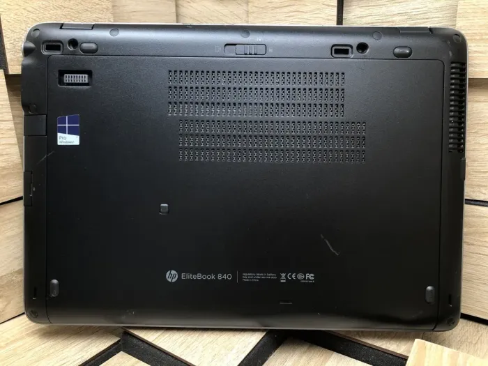 Ноутбук Б-клас HP EliteBook 840 G2 / 14" (1600x900) TN / Intel Core i5-5300U (2 (4) ядра по 2.3 - 2.9 GHz) / 8 GB DDR3 / 250 GB SSD / Intel HD Graphics 5500 / WebCam б/в - зображення 9