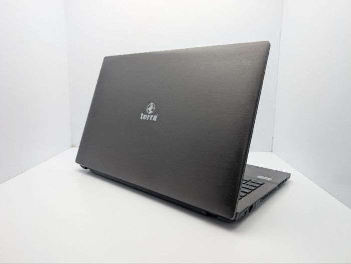 Ноутбук Terra Mobile 1529H / 15.6" (1366x768) TN / Intel Core i5-4210M (2 (4) ядра по 2.6 - 3.2 GHz) / 8 GB DDR3 / 500 GB HDD / Intel HD Graphics 4600 / WebCam / DVD-ROM б/в - зображення 8