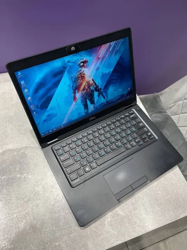 Ультрабук Dell Latitude E5480 / 14" (1366x768) TN / Intel Core i5-6200U (2 (4) ядра по 2.3 - 2.8 GHz) / 16 GB DDR4 / 240 GB SSD / Intel HD Graphics 520 / WebCam б/в - зображення 4