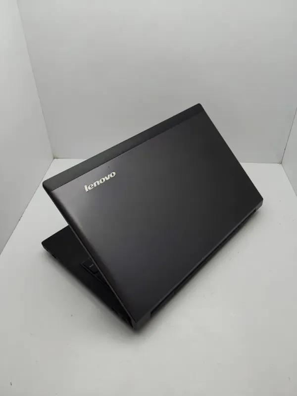 Ноутбук Lenovo V580 / 15.6" (1366x768) TN / Intel Core i5-2540M (2 (4) ядра по 2.6 - 3.3 GHz) / 6 GB DDR3 / 750 GB HDD / nVidia GeForce GT 640, 2 GB DDR3, 64-bit / WebCam б/в - зображення 8