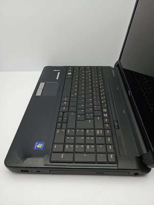 Ноутбук Fujitsu Lifebook AH530 / 15.6" (1366x768) TN / Intel Core i5-520M (2 (4) ядра по 2.4 - 2.93 GHz) / 6 GB DDR3 / 500 GB HDD / HD Graphics 2000 / WebCam б/в - зображення 5