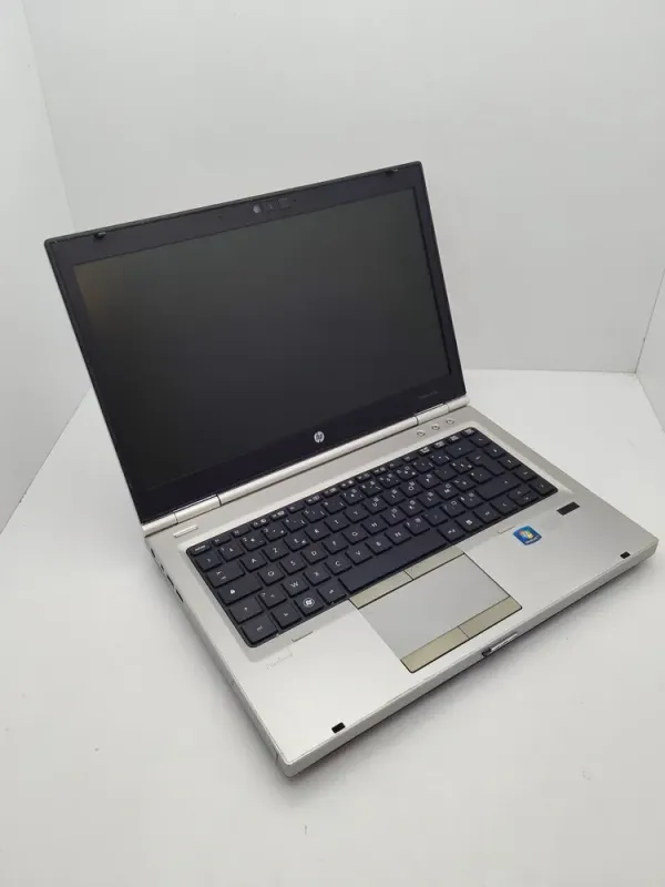 Ноутбук HP EliteBook 8470p / 14" (1600x900) TN / Intel Core i5-3380M (2 (4) ядра по 2.9 - 3.6 GHz) / 6 GB DDR3 / 320 GB HDD / Intel HD Graphics 4000 / WebCam б/в - зображення 3