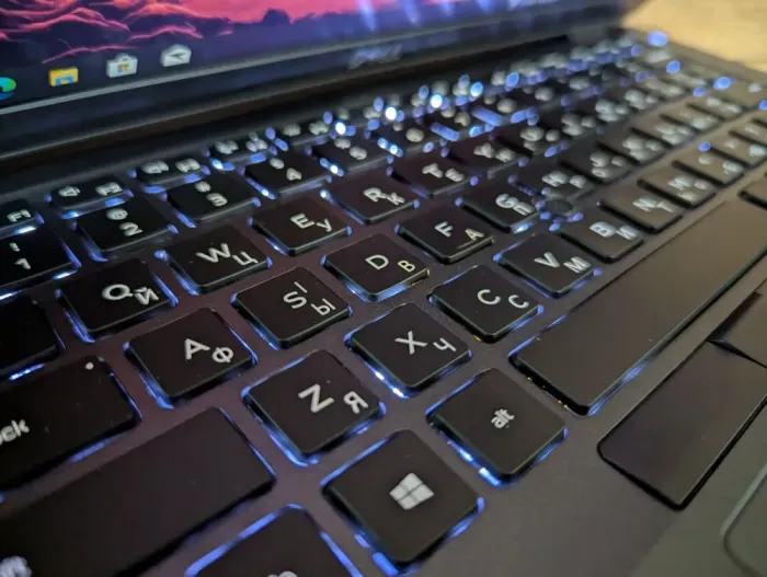 Ультрабук Dell Latitude 5401 / 14" (1920x1080) IPS / Intel Core i5-9400H (4 (8) ядра по 2.5 - 4.3 GHz) / 16 GB DDR4 / 256 GB SSD / nVidia GeForce MX150, 2 GB GDDR5, 64-bit / WebCam / Windows 10 б/в - зображення 6