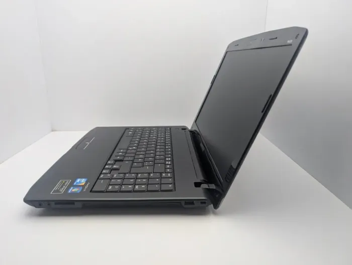 Ноутбук Medion Akoya P6630 / 15.6" (1366x768) TN / Intel Core i3-390M (2 (4) ядра по 2.66 GHz) / 6 GB DDR3 / 120 GB SSD / nVidia GeForce GT 540M, 1 GB GDDR3, 128-bit / WebCam б/в - зображення 7