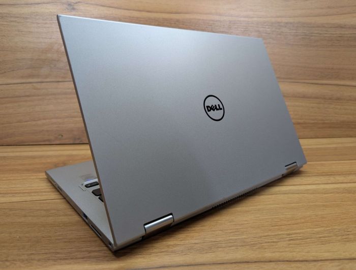 Нетбук-трансформер Dell Inspiron 11-3147 / 11.6" (1366x768) TN Touch / Intel Pentium N3540 (4 ядра по 2.16 - 2.66 GHz) / 8 GB DDR3 / 240 GB SSD / Intel HD Graphics / WebCam / Windows 10 б/в - зображення 6
