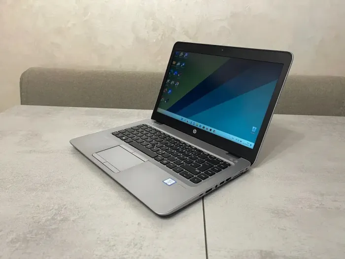 Ультрабук HP EliteBook 840 G4 / 14" (1920x1080) TN / Intel Core i5-7300U (2 (4) ядра по 2.6 - 3.5 GHz) / 8 GB DDR4 / 128 GB SSD M.2 / Intel HD Graphics 620 / WebCam / DisplayPort б/в - зображення 4