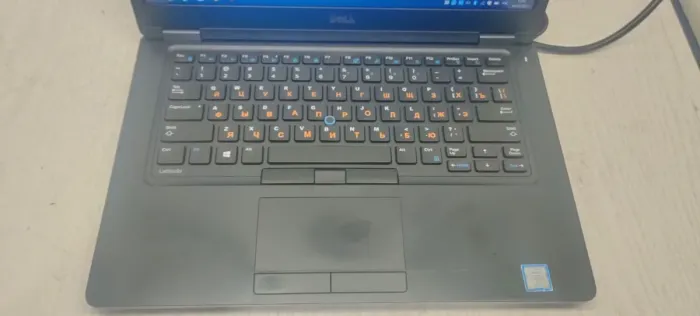 Ультрабук Б-класс Dell Latitude 5480 / 14" TN / Intel Core i5-7300U (2(4) ядра по 2.6-3.5GHz) / 8GB DDR4 / 256GB SSD / HD Graphics 620 б/в - зображення 4