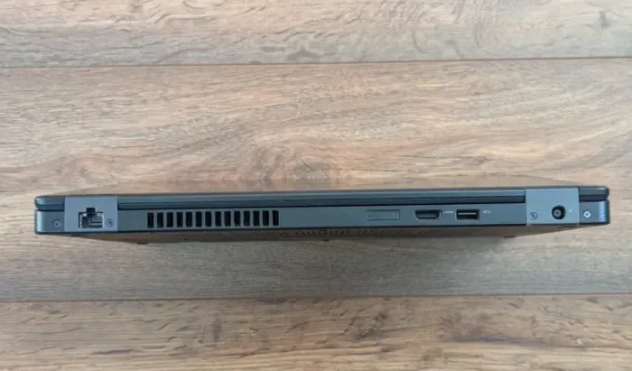 Ультрабук Dell Latitude 5490 / 14" (1920x1080) IPS / Intel Core i5-7300U (2 (4) ядра по 2.6 - 3.5 GHz) / 8 GB DDR4 / 128 GB SSD / Intel HD Graphics 620 / WebCam / HDMI б/в - зображення 6