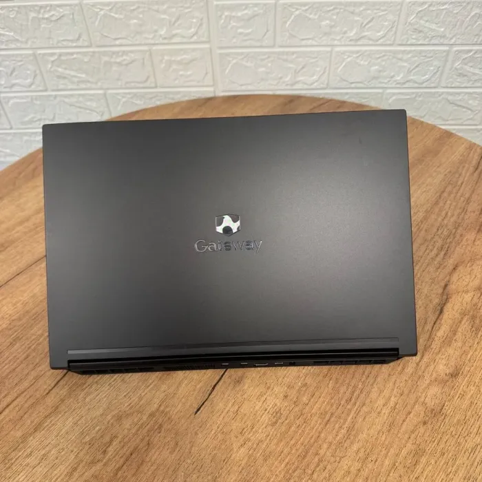 Ігровий ноутбук Gateway GWTN156-2BK / 15.6" (1920x1080) IPS / AMD Ryzen 5 4600H (6 (12) ядер по 3.0 - 4.0 GHz) / 8 GB DDR4 / 256 GB SSD / nVidia GeForce GTX 1650, 4 GB GDDR6, 128-bit / WebCam б/в - зображення 3