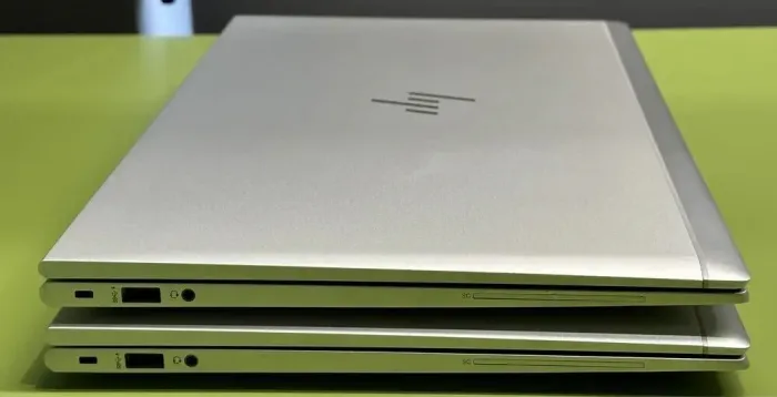 Ультрабук HP Elitebook 850 G8 / 15.6" IPS / Intel Core i5-1135G7 (4(8) ядра по 2.4-4.2 GHz) / 16GB DDR4 / 256GB SSD M.2 / Intel Iris Xe Graphics / WebCam б/в - зображення 3