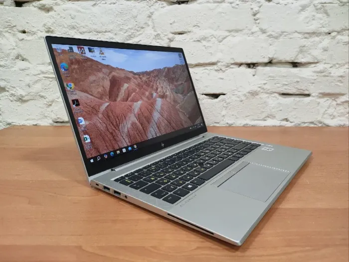 Ультрабук HP EliteBook 840 G7 / 14" (1920x1080) IPS / Intel Core i5-10210U (4 (8) ядра по 1.6 - 4.2 GHz) / 16 GB DDR4 / 240 GB SSD / Intel UHD Graphics / WebCam б/в - зображення 3