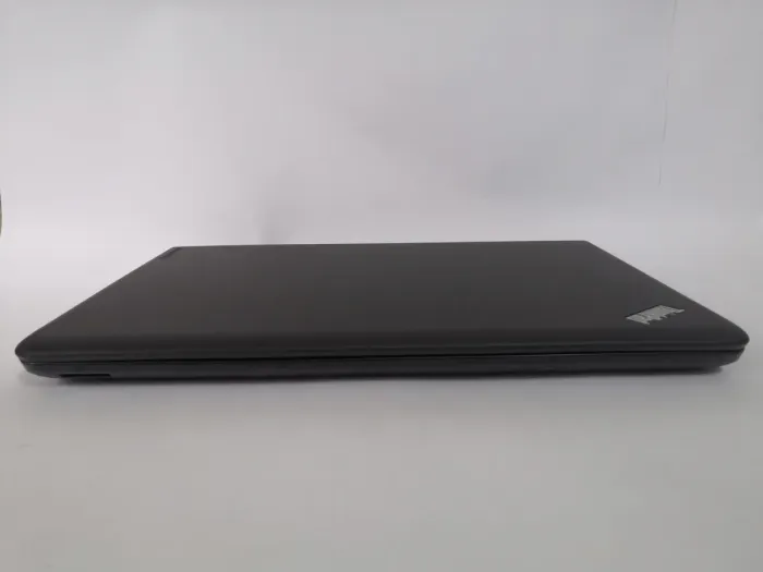 Ноутбук Lenovo ThinkPad E560 / 15.6" IPS / Core i5-6200U (2(4) ядра по 2.3-2.8 GHz) / 8GB DDR3 / 192GB SSD / HD Graphics 520 / WebCam / DVD-ROM / VGA б/в - зображення 7