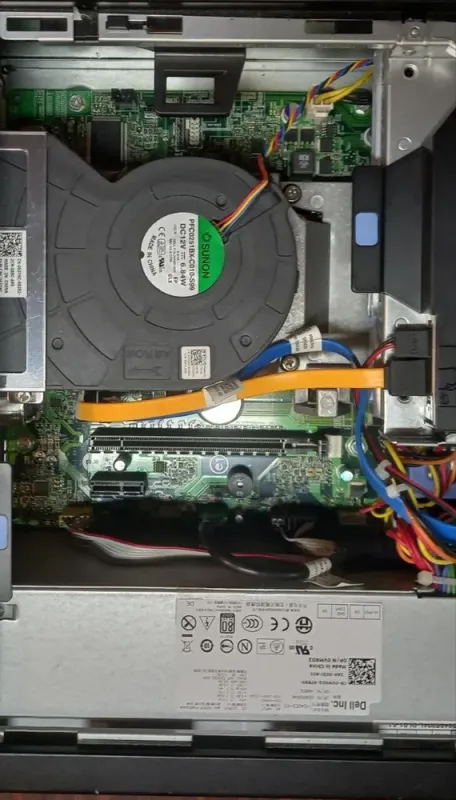 Комп'ютер Dell OptiPlex 3010 SFF / Intel Core i5-3470 (4 ядра по 3.2-3.6 GHz) / 8GB DDR3 / 500GB HDD / HD Graphics 2500 / DVD-ROM / Win 10 б/в - зображення 5