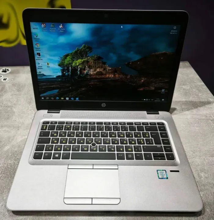 Ультрабук HP EliteBook 840 G3 / 14" (1920x1080) IPS / Intel Core i5-6200U (2 (4) ядра по 2.3 - 2.8 GHz) / 8 GB DDR4 / 240 GB SSD / Intel HD Graphics 520 б/в - зображення 6