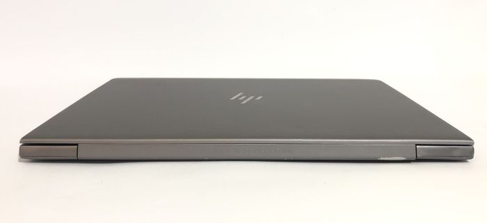 Ігровий ультрабук Б-класу HP ZBook 14u G6 / 14" (1920x1080) IPS / Intel Core i7-8665U (4 (8) ядра по 1,9 - 4,8 ГГц) / 16 ГБ DDR4 / 512 ГБ SSD NVMe / AMD Radeon Pro WX 3200, 4 ГБ GDDR5, 128-біт / WebCam / Win 11 Pro б/в - зображення 3