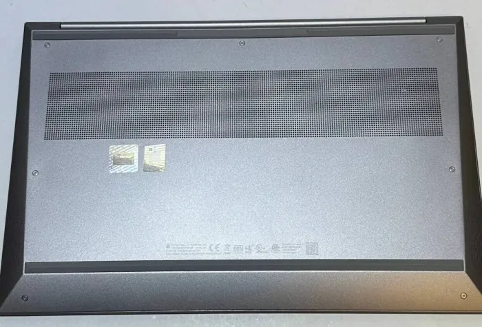 Ігровий ноутбук HP ZBook Create G7 / 15,6" (1920x1080) IPS / Intel Core i9-10885H (8 (16) ядер по 2,4 - 5,3 ГГц) / 32 ГБ DDR4 / 1000 ГБ SSD / nVidia GeForce RTX 2080 Max-Q, 8 ГБ GDDR6, 256-біт / Веб-камера б/в - зображення 4