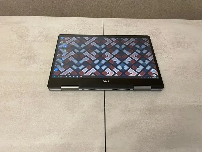 Ноутбук-трансформер Б-клас Dell Inspiron 15-7573 / 15.6" (1920x1080) IPS Touch / Intel Core i5-8250U (4 (8) ядер по 1.6 - 3.4 GHz) / 16 GB DDR4 / 256 GB SSD / Intel UHD Graphics 620 / WebCam / HDMI б/в - зображення 7