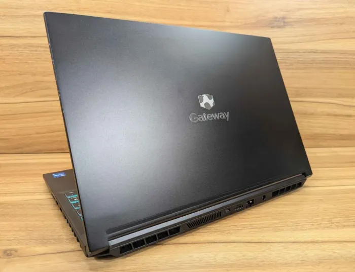 Ігровий ноутбук Gateway GGNC51518 / 15,6" (1920x1080) IPS / Intel Core i5-11400H (6 (12) ядер по 2,7 - 4,5 ГГц) / 16 ГБ DDR4 / 512 ГБ SSD / nVidia GeForce RTX 3050, 4 ГБ GDDR6, 128-біт / WebCam / HDMI / Windows 11 б/в - зображення 7