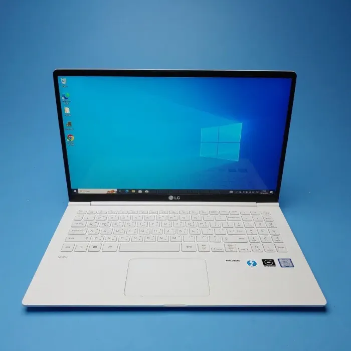 Ультрабук Б-клас Gram 15Z990-VP50ML / 15.6" (1920x1080) IPS / Intel Core i5-8265U (4 (8) ядра по 1.6 - 3.9 GHz) / 8 GB DDR4 / 256 GB SSD / Intel UHD Graphics 620 / WebCam / Win 10 Pro б/в - зображення 2