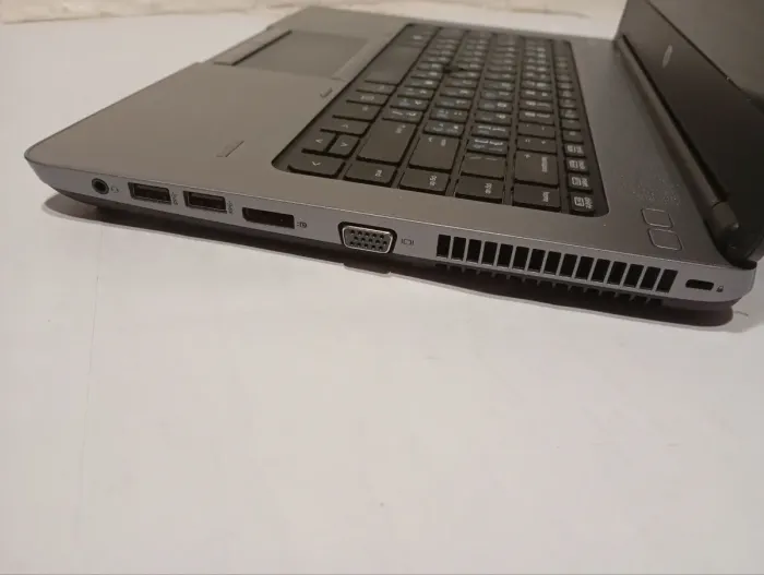 Ноутбук Б-клас HP ProBook 640 G1 / 14" (1366x768) TN / Intel Core i5-4300M (2 (4) ядра по 2.6 - 3.3 GHz) / 8 GB DDR3 / 128 GB SSD / Intel HD Graphic 4600 / WebCam б/в - зображення 6