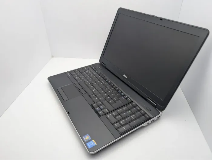 Ноутбук Dell Latitude E6540 / 15.6" (1920x1080) TN / Intel Core i7-4800MQ (4 (8) ядра по 2.7 - 3.7 GHz) / 16 GB DDR3 / 240 GB SSD / Intel HD Graphics 4600 / DVD-ROM б/в - зображення 7