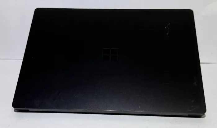 Ультрабук Microsoft Surface Laptop 4 2021 / 13.5" (2496x1664) IPS Touch / Intel Core i7-1185G7 (4 (8) ядра по 3.0 - 4.8 GHz) / 16 GB DDR4 / 512 GB SSD / Intel Iris Xe Graphics / WebCam б/в - зображення 8