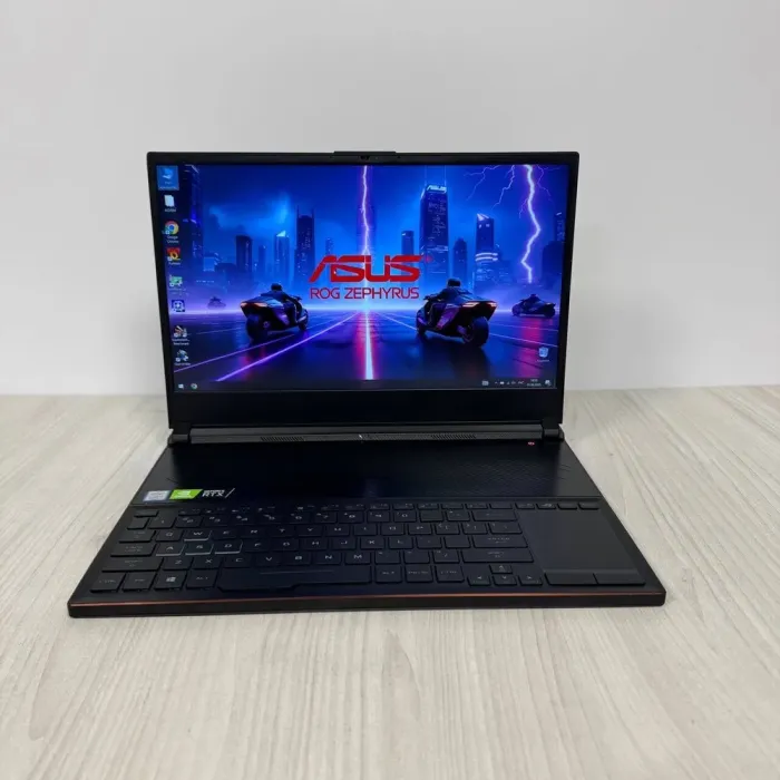 Ігровий ноутбук Б-клас Asus ROG Zephyrus S15 GX531GW / 15.6" (1920x1080) IPS / Intel Core i7-8750H (6 (12) ядер по 2.2 - 4.1 GHz) / 16 GB DDR4 / 512 GB SSD NVMe / nVidia GeForce RTX 2070 Max-Q, 8 GB GDDR6, 256-bit / WebCam б/в - зображення 2