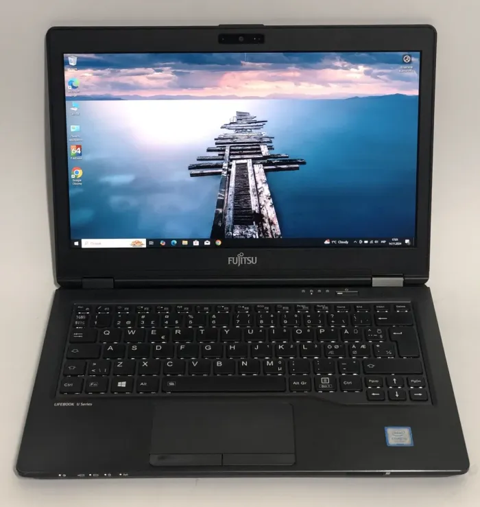Нетбук Б-клас Fujitsu LifeBook U727 / 12.5" (1920x1080) IPS / Intel Core i5-7200U (2 (4) ядра по 2.5 - 3.1 GHz) / 8 GB DDR4 / 128 GB SSD / Intel HD Graphics 620 / WebCam / Win 10 Pro б/в - зображення 2