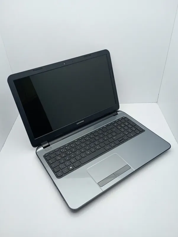 Ноутбук HP Compaq 15 / 15.6" (1366x768) TN / AMD A4-5000 (4 ядра по 1.5 GHz) / 8 GB DDR3 / 640 GB HDD / AMD Radeon HD 8330 Graphics / WebCam / HDMI б/в - зображення 3