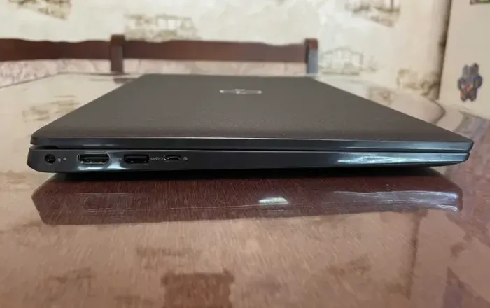 Ультрабук Dell Latitude 3520 / 15.6" (1366x768) TN / Intel Core i5-1135G7 (4 (8) ядра по 2.4 - 4.2 GHz) / 8 GB DDR4 / 256 GB SSD / Intel Iris Xe Graphics / WebCam б/в - зображення 6