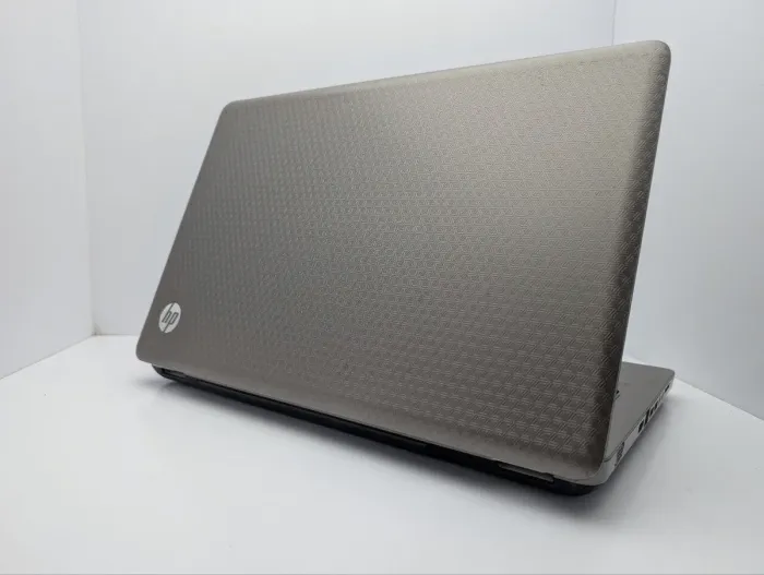 Ноутбук HP G62 / 15.6" (1366x768) TN / Intel Core i3-330M (2 (4) ядра по 2.13 GHz) / 6 GB DDR3 / 500 GB HDD / AMD Radeon HD 5430, 512 MB GDDR3, 64-bit / WebCam / DVD-ROM б/в - зображення 8