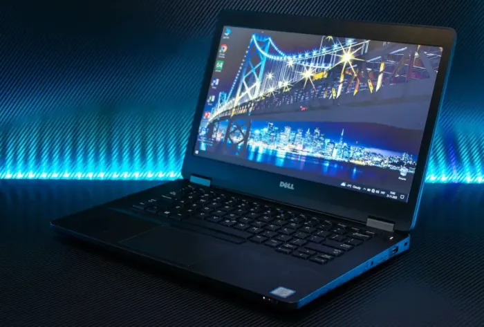 Ультрабук Dell Latitude E5470 / 14" TN / Intel Core i5-6300U (2 (4) ядра по 2.4 - 3.0 GHz) / 8 GB DDR4 / 256 GB SSD / Intel HD Graphics 520 / WebCam / HDMI б/в - зображення 10