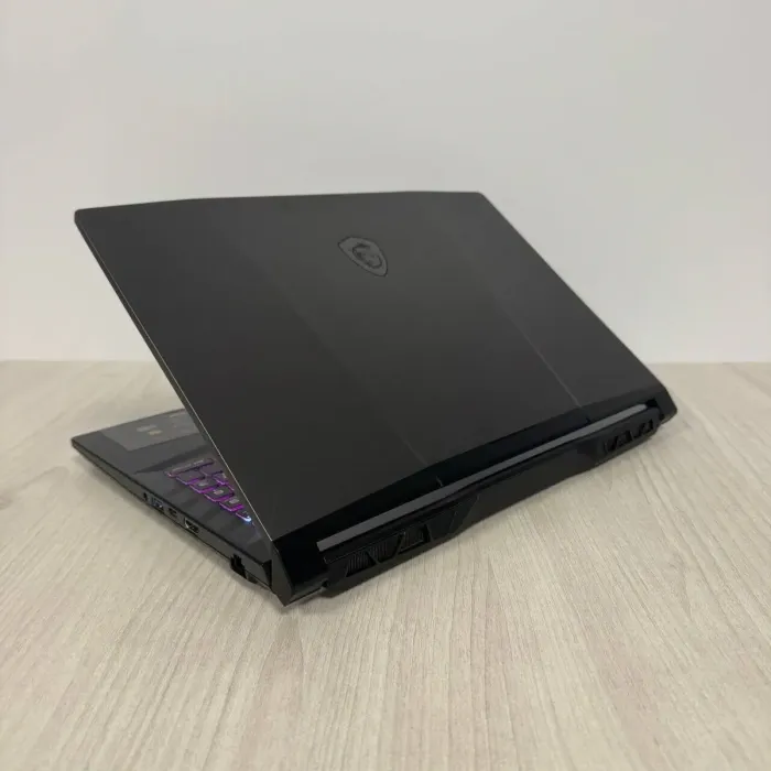 Ігровий ноутбук Б-класу MSI Pulse GL66 12UGKV / 15,6" (1920x1080) IPS / Intel Core i7-12700H (14 (20) ядер по 3,5 - 4,7 ГГц) / 16 ГБ DDR5 / 512 ГБ SSD NVMe / nVidia GeForce RTX 3070, 8 ГБ GDDR6, 256-біт / Веб-камера б/в - зображення 6