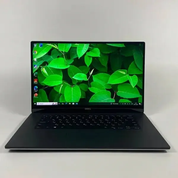 Мобільна робоча станція Dell Precision 5520 / 15.6" (3840x2160) IPS Touch / Intel Xeon E3-1505M v6 (4 (8) ядра по 3.0 - 4.0 GHz) / 16 GB DDR4 / 512 GB SSD / nVidia Quadro M1200, 4 GB GDDR5, 256-bit / HDMI б/в - зображення 2
