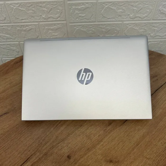 Ультрабук Б-клас HP ProBook 440 G8 / 14" (1920x1080) IPS / Intel Core i5-1135G7 (4 (8) ядра по 2.4 - 4.2 GHz) / 16 GB DDR4 / 256 GB SSD / Intel Iris Xe Graphics / WebCam б/у - зображення 3