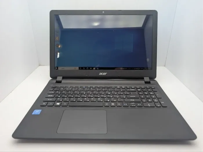 Ноутбук Acer Aspire ES1-533 / 15.6" (1366x768) TN / Intel Pentium N4200 (4 ядра по 1.1 - 2.5 GHz) / 8 GB DDR3 / 120 GB SSD / Intel HD Graphics 505 / WebCam б/в - изображение 2
