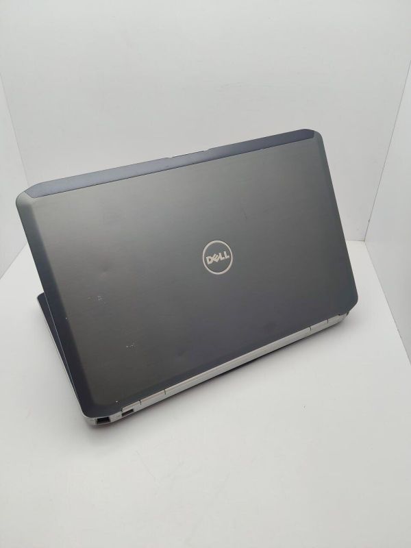 Ноутбук Dell Latitude E6530 / 15.6" (1366x768) TN / Intel Core i5-2520M (2 (4) ядра по 2.5 - 3.2 GHz) / 6 GB DDR3 / 320 GB HDD / Intel HD Graphics 3000 / DVD-ROM б/в - зображення 8