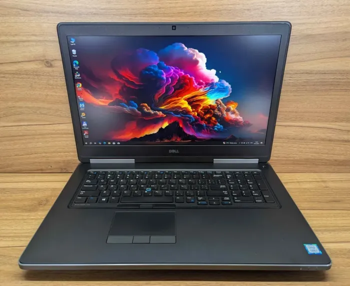 Мобільна робоча станція Dell Precision 7720 / 17.3" (1920x1080) IPS / Intel Core i7-7920HQ (4 (8) ядра по 3.1 - 4.1 GHz) / 32 GB DDR4 / 512 GB SSD + 500 GB HDD / nVidia Quadro P3000, 6 GB GDDR5, 192-bit / WebCam / Windows 10 б/в - зображення 2