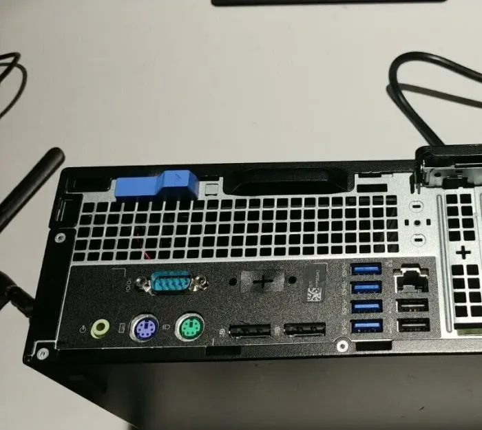 Комп'ютер Dell Precision 3430 SFF / Intel Core i5-8600 (6 ядер по 3.1 - 4.3 GHz) / 8 GB DDR4 / 512 GB SSD / Intel Graphics / Windows 10 б/в - зображення 5