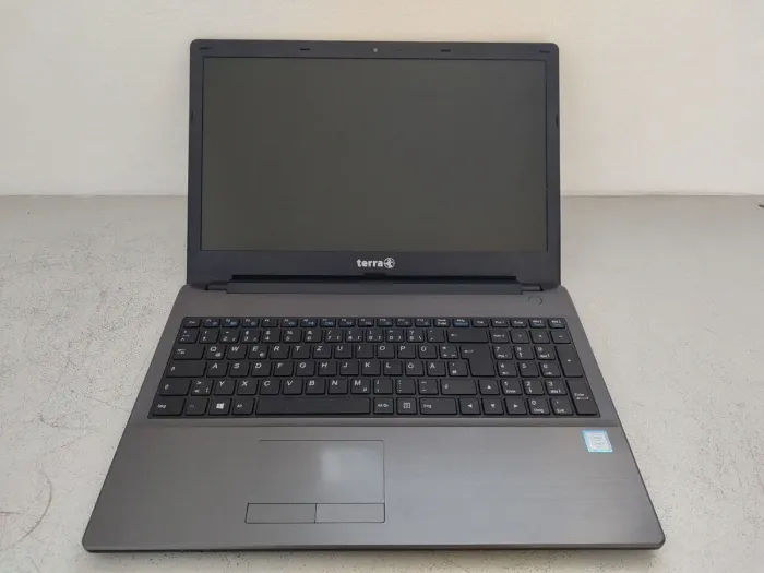 Ноутбук Terra Mobile 1513s / 15.6" (1366x768) TN / Intel Core i3-6100U (2 (4) ядра по 2.3 GHz) / 8 GB DDR3 / 128 GB SSD / Intel HD Graphics 520 / WevCam / DVD-ROM б/в - зображення 2