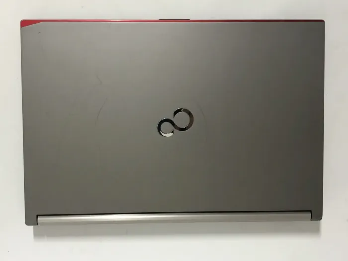 Мобільна робоча станція Б-клас Fujitsu Celsius H760 / 15.6" (1920x1080) IPS / Intel Core i5-6440HQ (4 ядра по 2.6 - 3.5 GHz) / 16 GB DDR4 / 256 GB SSD / nVidia Quadro M600M, 2 GB GDDR5, 128-bit / WebCam / Win 10 Pro б/в - зображення 7