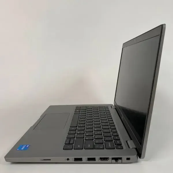 Ультрабук Dell Latitude 5430 / 14" (1920x1080) IPS / Intel Core i5-1235U (10 (12) ядер по 3.3 - 4.4 GHz) / 16 GB DDR4 / 512 GB SSD / Intel Iris Xe Graphics / WebCam / HDMI б/в - зображення 5