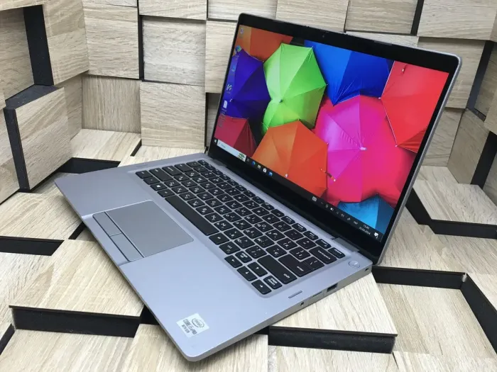 Ноутбук-трансформер Б-клас Dell Latitude 5310 2-in-1 / 13.3" (1920x1080) IPS Touch / Intel Core i5-10310U (4 (8) ядра по 1.7 - 4.4 GHz) / 8 GB DDR4 / 240 GB SSD M.2 / Intel UHD Graphics / WebCam / USB 3.2 / HDMI / Windows 10 б/в - зображення 3