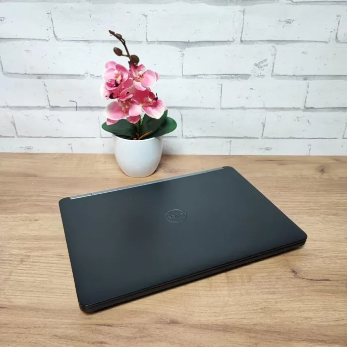 Нетбук Dell Latitude 12 E5270 / 12.5" (1366x768) TN / Intel Core i5-6200U (2 (4) ядра по 2.3 - 2.8 GHz) / 16 GB DDR4 / 128 GB SSD / Intel HD Graphics 520 / WebCam б/в - зображення 9