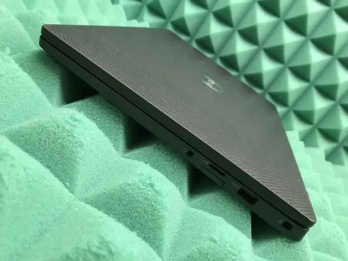 Ультрабук Б-клас Dell Latitude 7400 / 14" IPS / Core i5-8365U (4(8) ядра по 1.6-4.1GHz) / 8GB DDR4 / 256GB SSD M.2 / UHD Graphics 620 / WebCam / USB 3.1 / HDMI / Win 10 б/в - зображення 8