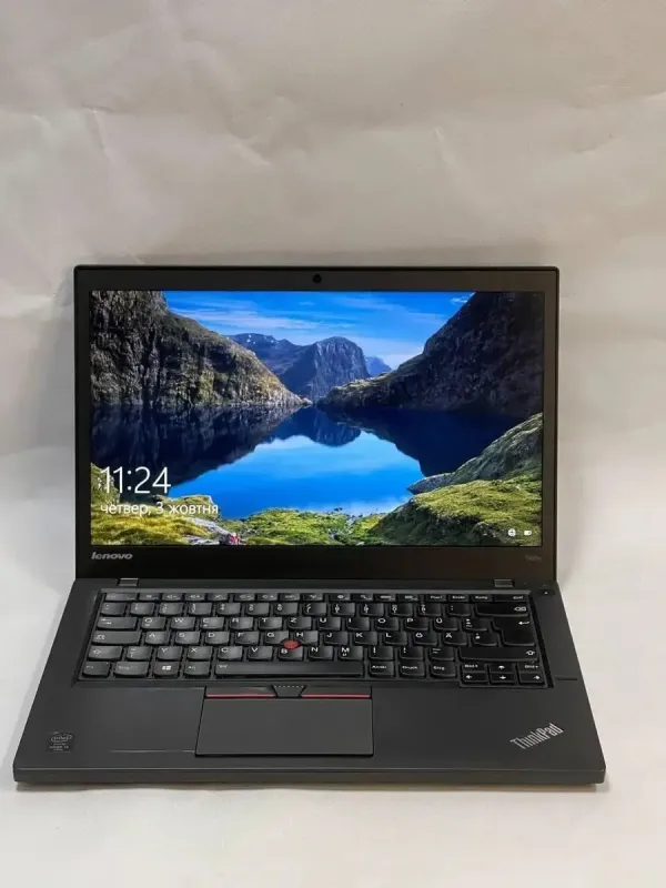 Ноутбук Б-клас Lenovo ThinkPad T450s / 14" (1600x900) TN / Intel Core i5-5300U (2 (4) ядра по 2.3 - 2.9 GHz) / 8 GB DDR3 / 180 GB SSD / Intel HD Graphics 5500 / WebCam б/в - зображення 3