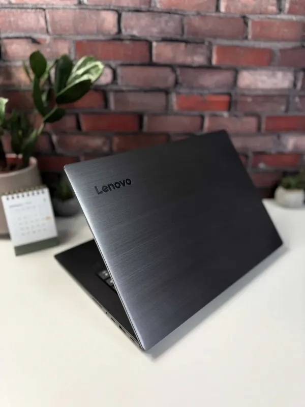 Ноутбук Lenovo V330-14IKB 81B0 / 14" (1920x1080) IPS / Intel Core i5-8250U (4 (8) ядра по 1.6 - 3.4 GHz) / 8 GB DDR4 / 256 GB SSD / Intel UHD Graphics 620 / WebCam б/в - зображення 9